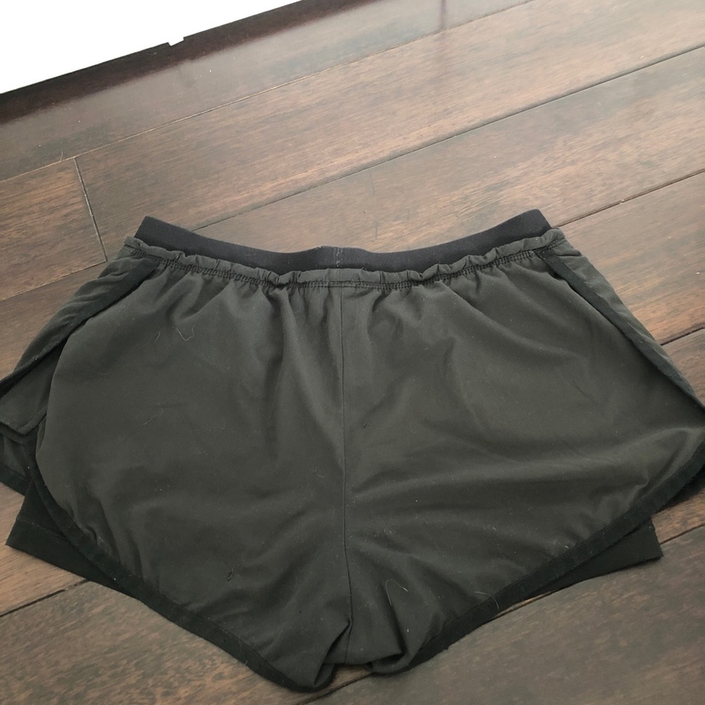 Nike Dryfit Shorts - Picture 4 of 4